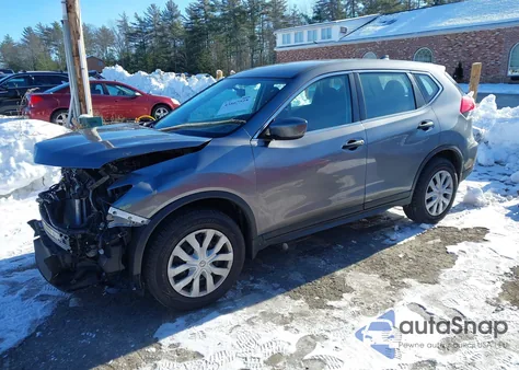 2017 Nissan Rogue S z USA, uszkodzony, nr VIN 5N1AT2MV8HC785306
